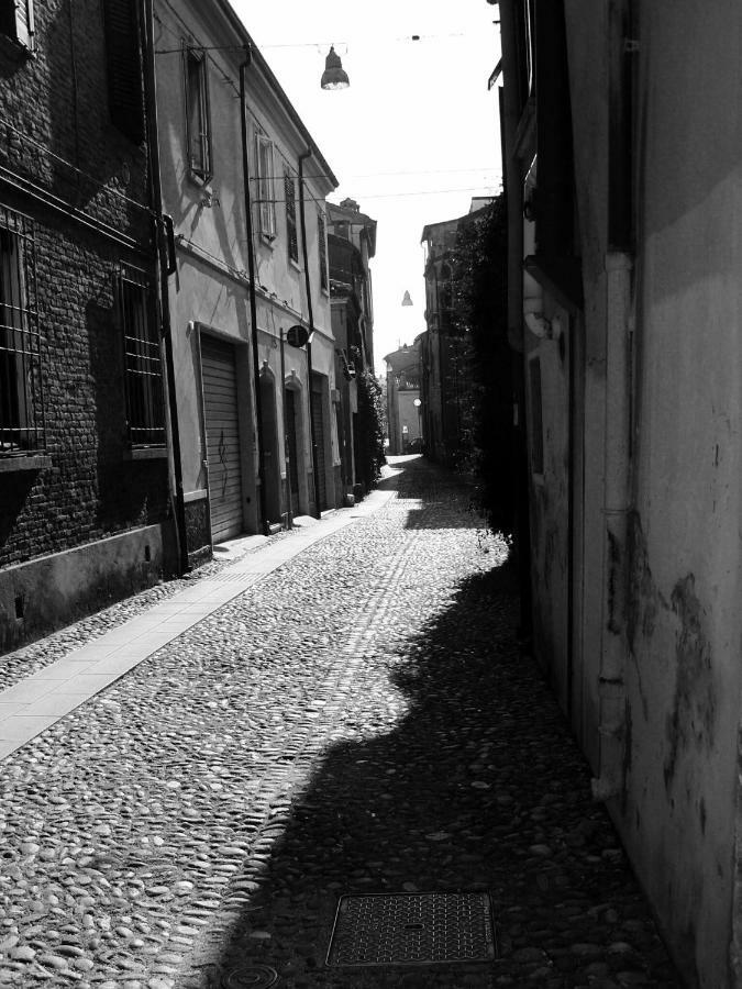 La Casa Sulla Vecchia Riva Lejlighed Ferrara Eksteriør billede